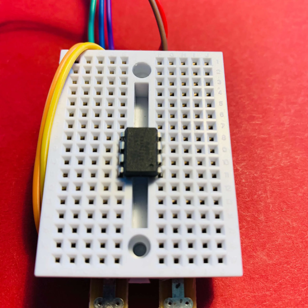 The ATtiny85 on the breadboard